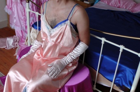 Club Cross Dresser Porn Pics