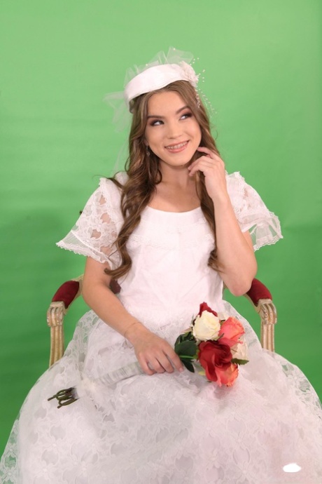 Kinky brunette bride Evelina Darling gets a facial after a hardcore fuck