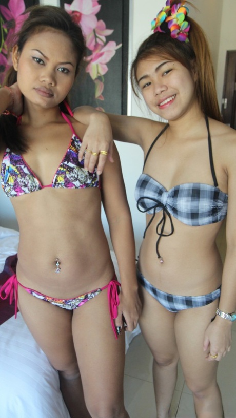 Lesbian Thai princesses Bee & Miaw kiss and lick each other's cunts in 69