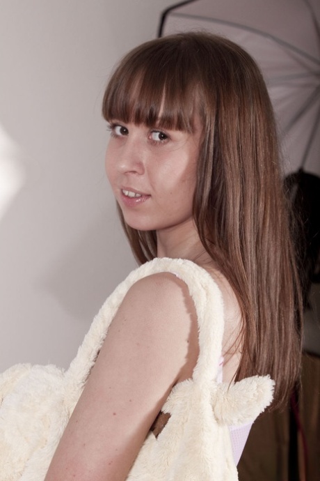Nude teen babe Grace Noel blows an old dick and takes it from behind