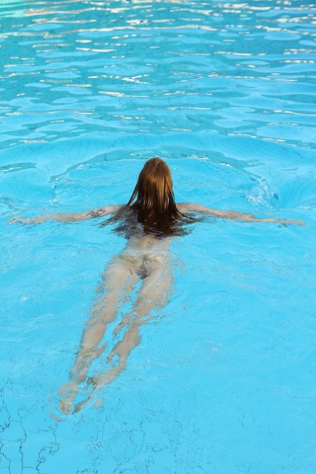 Rylsky Art performed by Sofy Bee Sex Pics