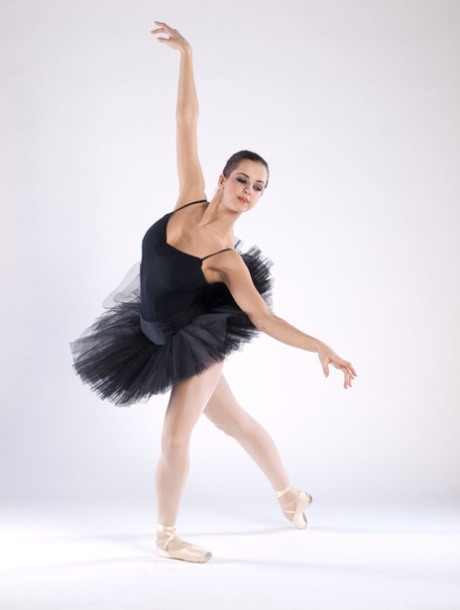 Sexy teen ballerina Bianca C gets naked & shows her big tits and bald pussy