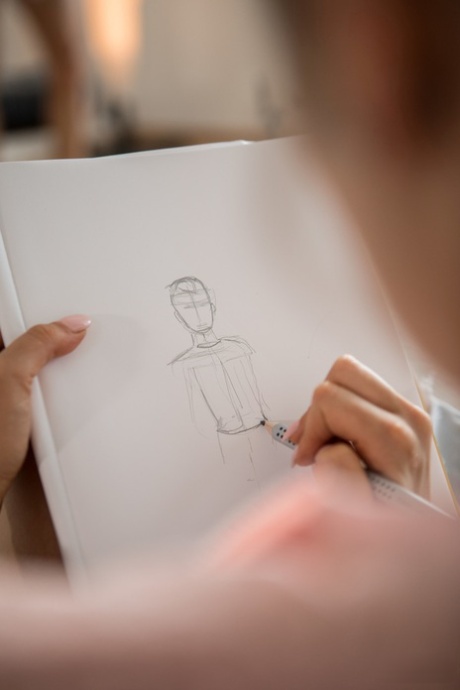 Sweet European teen Lindsey Cruz gets her twat drilled by her art teacher