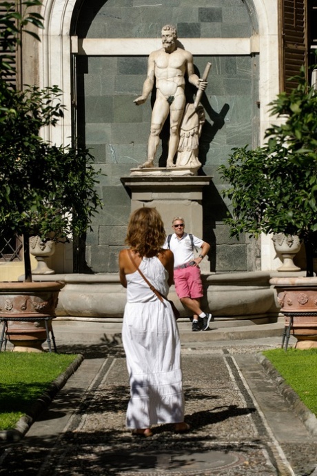 Italian beauty Aurora Morgenrote flashes her big tits & ass in public