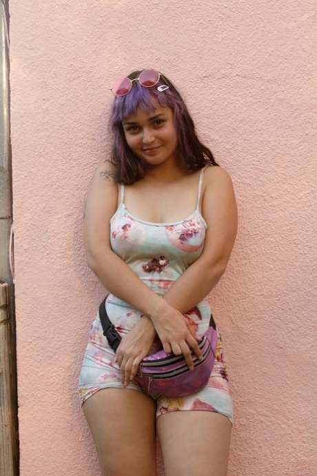 Purple haired hippie fatty Bubble Butt Venus flaunts her big tits in a solo