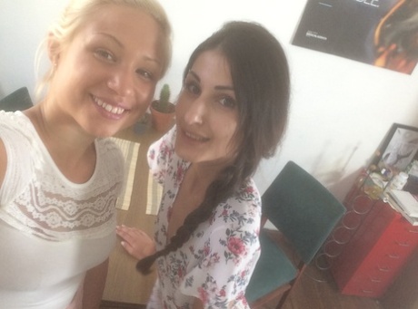 Ersties starring Gabi, Milena Porn Pics